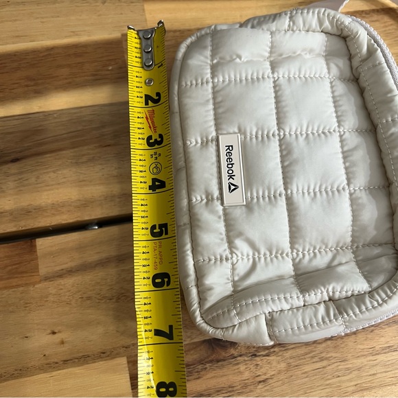 Reebok Quilted Crossbody / Belt Bag – One Size - Picture 7 of 8